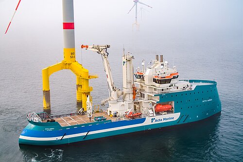 [Translate to English:] Service Operation Vessel „ACTA AURIGA“ - Copyright: Coen de Jong